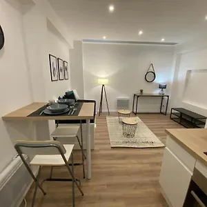 Atypique - Centre Appartement